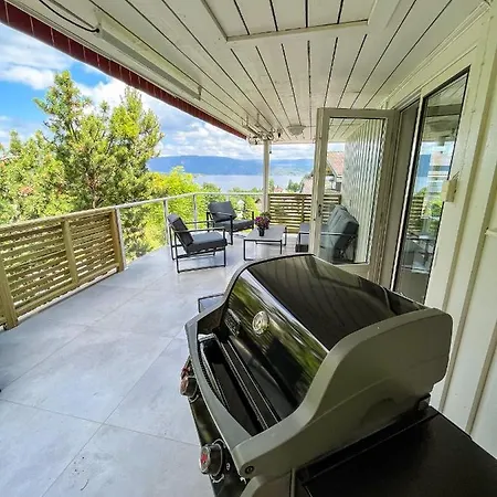 Apartament Med Flott Uteplass *